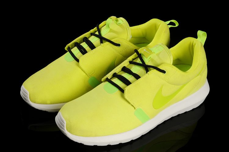 NIKE ROSHERUN NM 3M fur blanc jaune nouvelles chaussures (2)